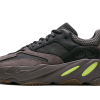 Yeezy 700 Mauve