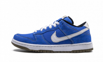 Nike Dunk SB Low Street Fighter Chun Li