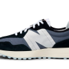 New Balance 327 Black (W)