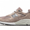 New Balance 990v2 Kithstrike Rose