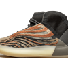 Yeezy QNTM Flash Orange