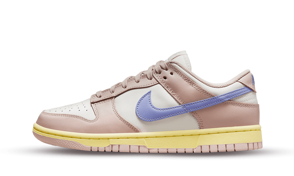 Nike Dunk Low ‘Pink Oxford’ (W)
