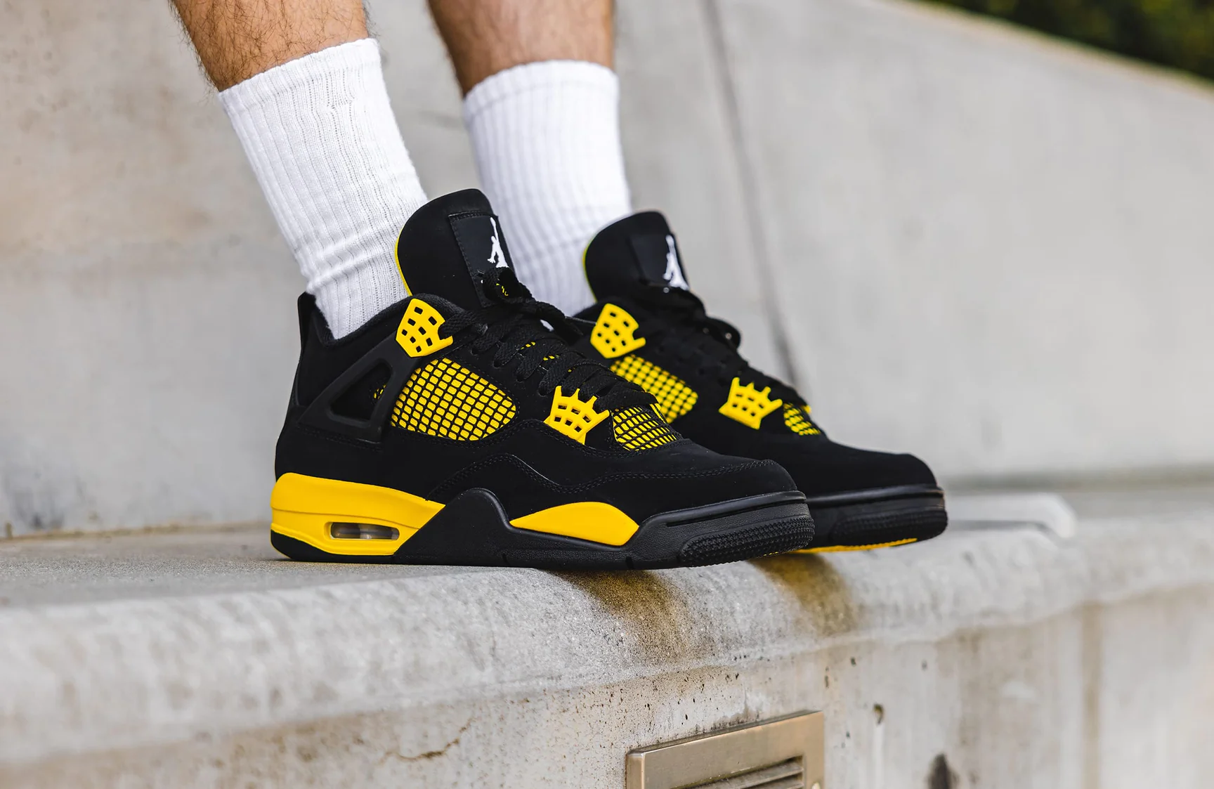 Sneaker Spotlight: The Jordan 4 Retro Thunder