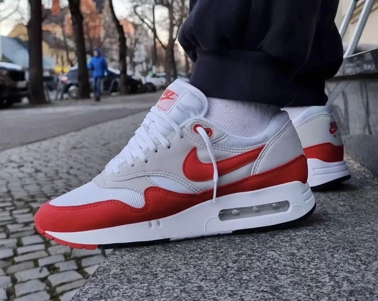 Four Air Max 1’s available now on WOOVIN