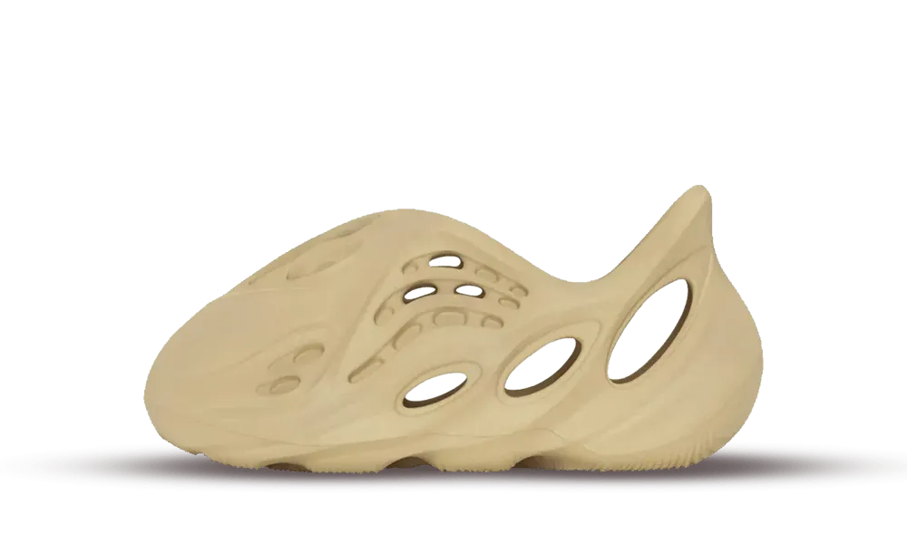 Yeezy Foam RNNR Desert Sand (Kids)