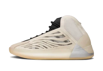 Yeezy QNTM Cream