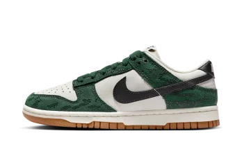 Nike Dunk Low ‘Green Snake’ (W)