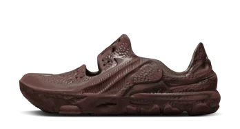 Nike ISPA Universal Natural Earth