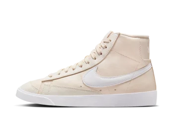 Nike Blazer Mid ’77 ‘Light Orewood Brown’ (W)