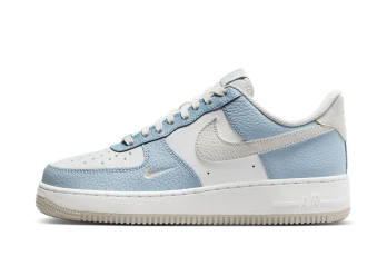 Nike Air Force 1 ’07 ‘Light Armory Blue’ (W)