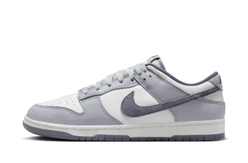 Nike Dunk Low SE Light Carbon